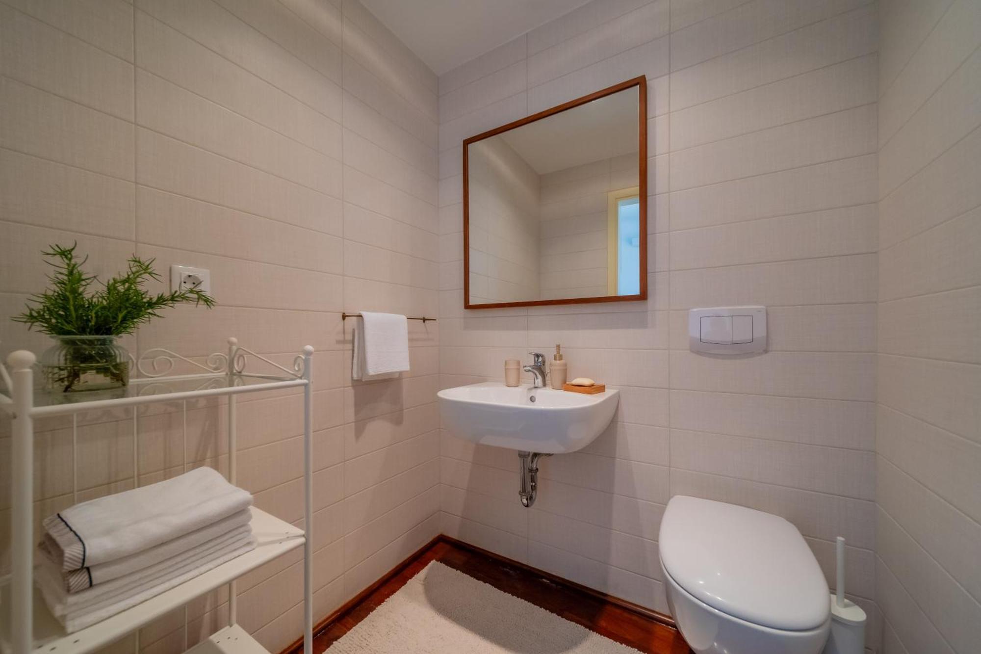 Old Town Seabreeze Residence 罗维尼 外观 照片